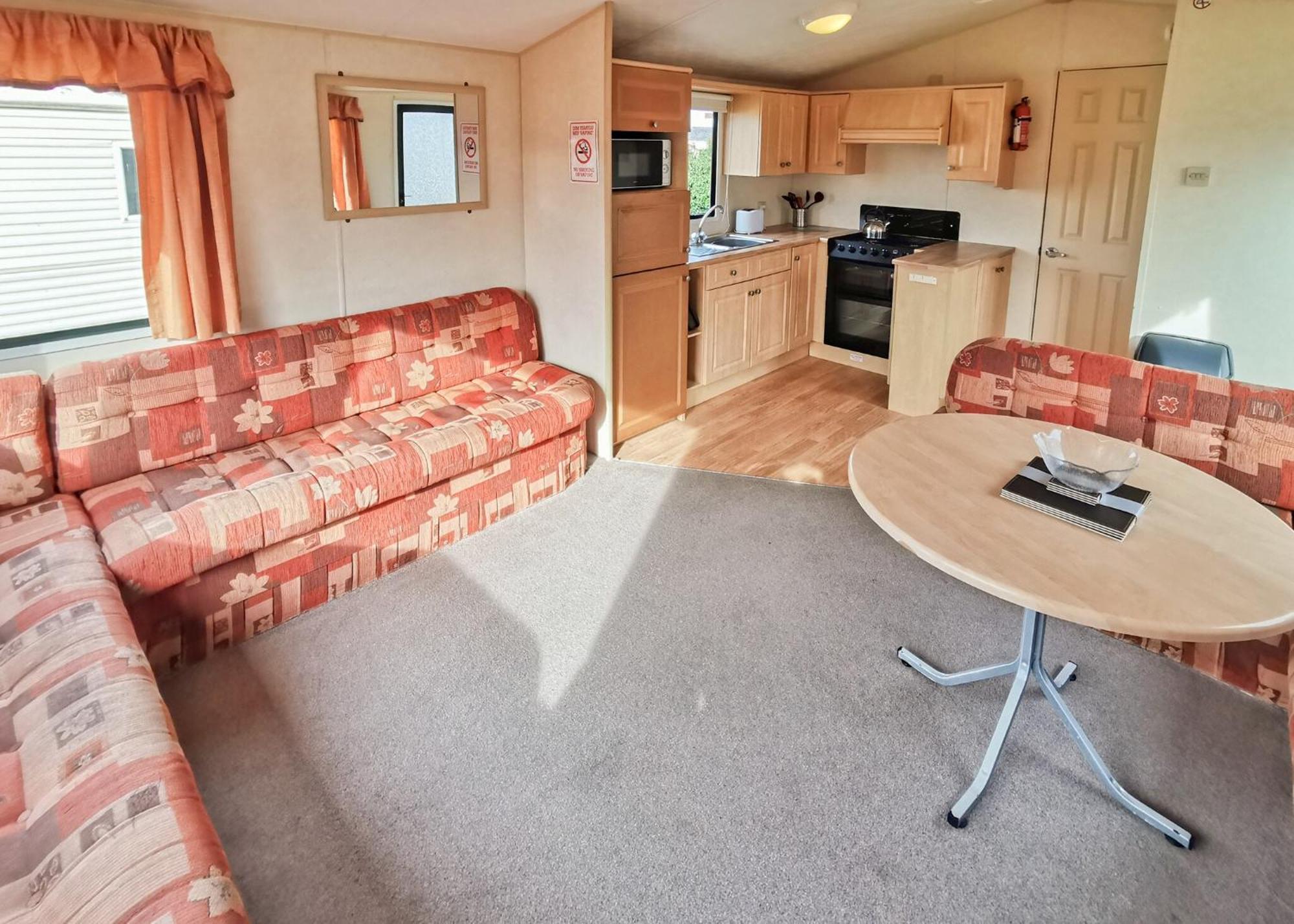 Grondre Holiday Park Clynderwen Rum bild